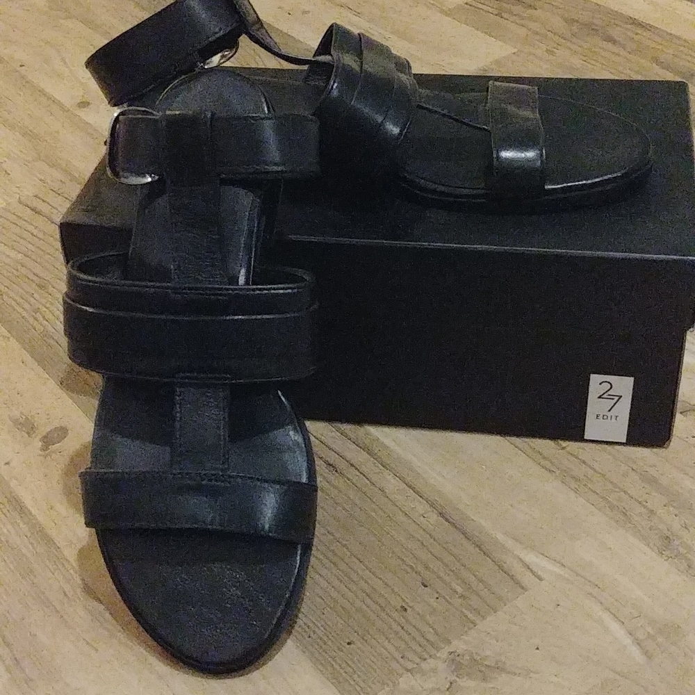 NWT 27 Edit Leather Stylish Comfortable Sandals 8